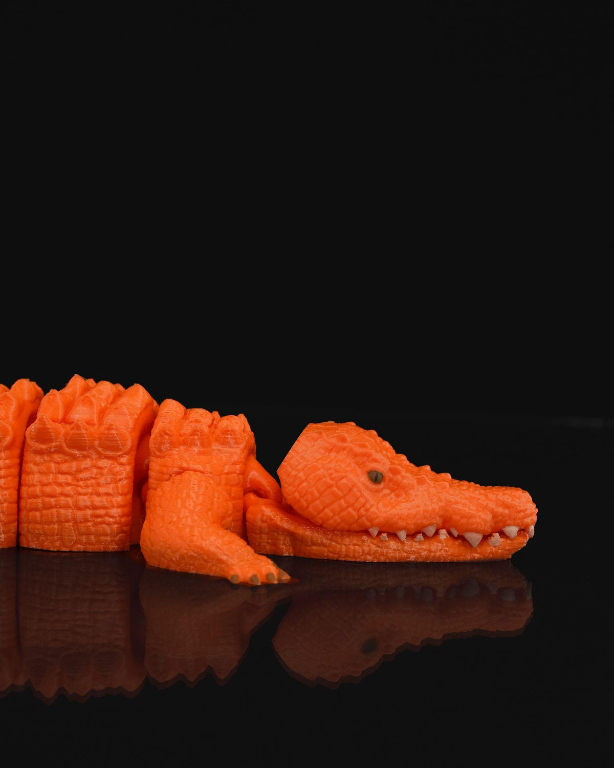 Crocodile Articulated Toy Fun Flexible Animal Figure Unique Reptile Collectible Perfect Gift for Kids and Reptile Lovers Interactive Decor