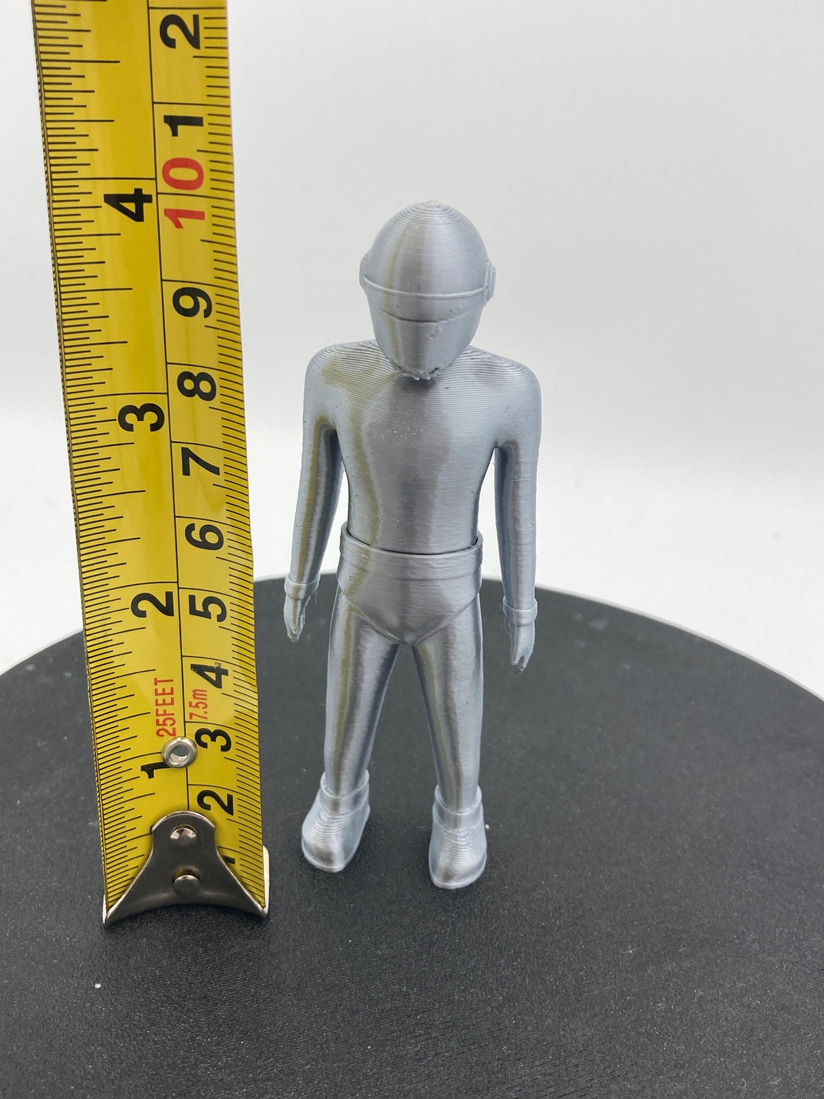 Gort The Robot The Day the Earth Stood Still Sci-Fi Figure Klaatu Barada Nikto Collectible 4 Inch Robot Toy