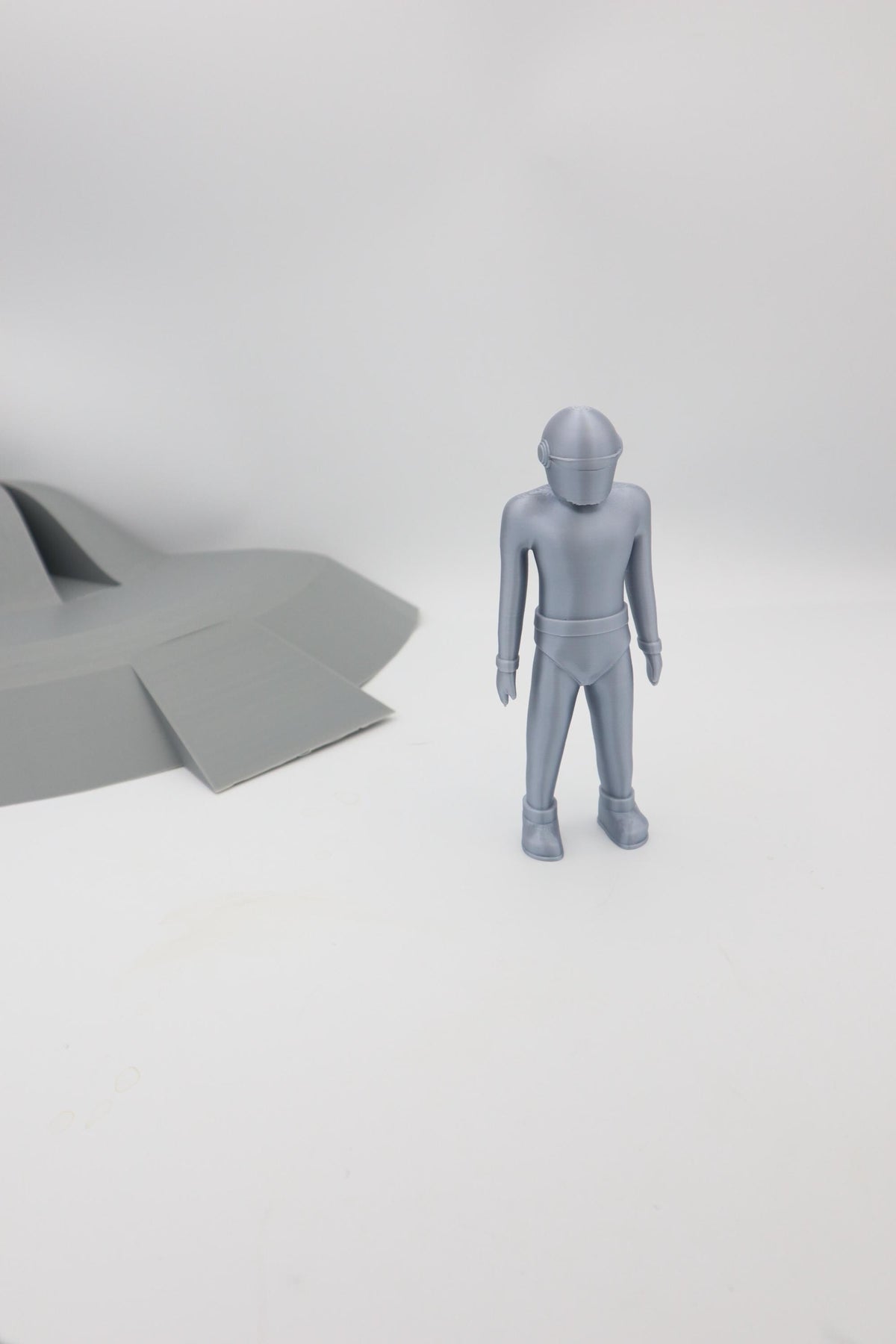 Gort Robot Sci-Fi Figure, The Day the Earth Stood Still, Collectible