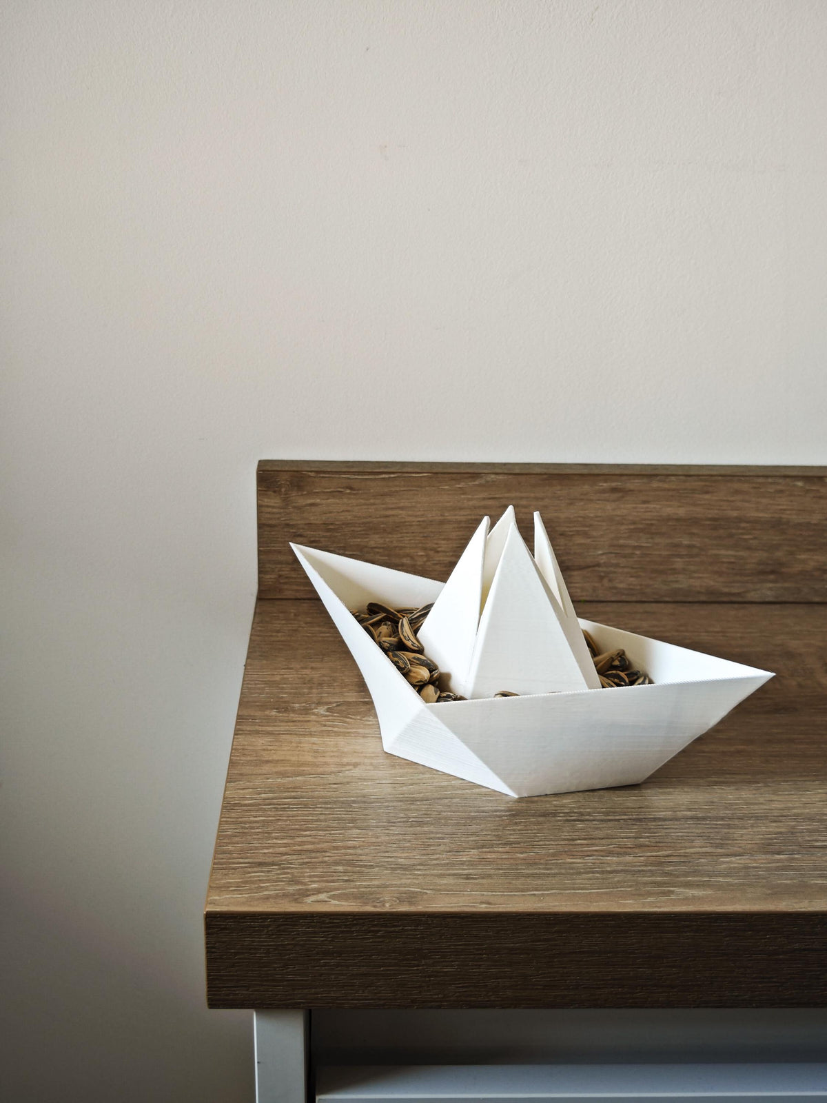 PipaShip Snack Bowl Two-in-One Boat Design for Shell Snacks