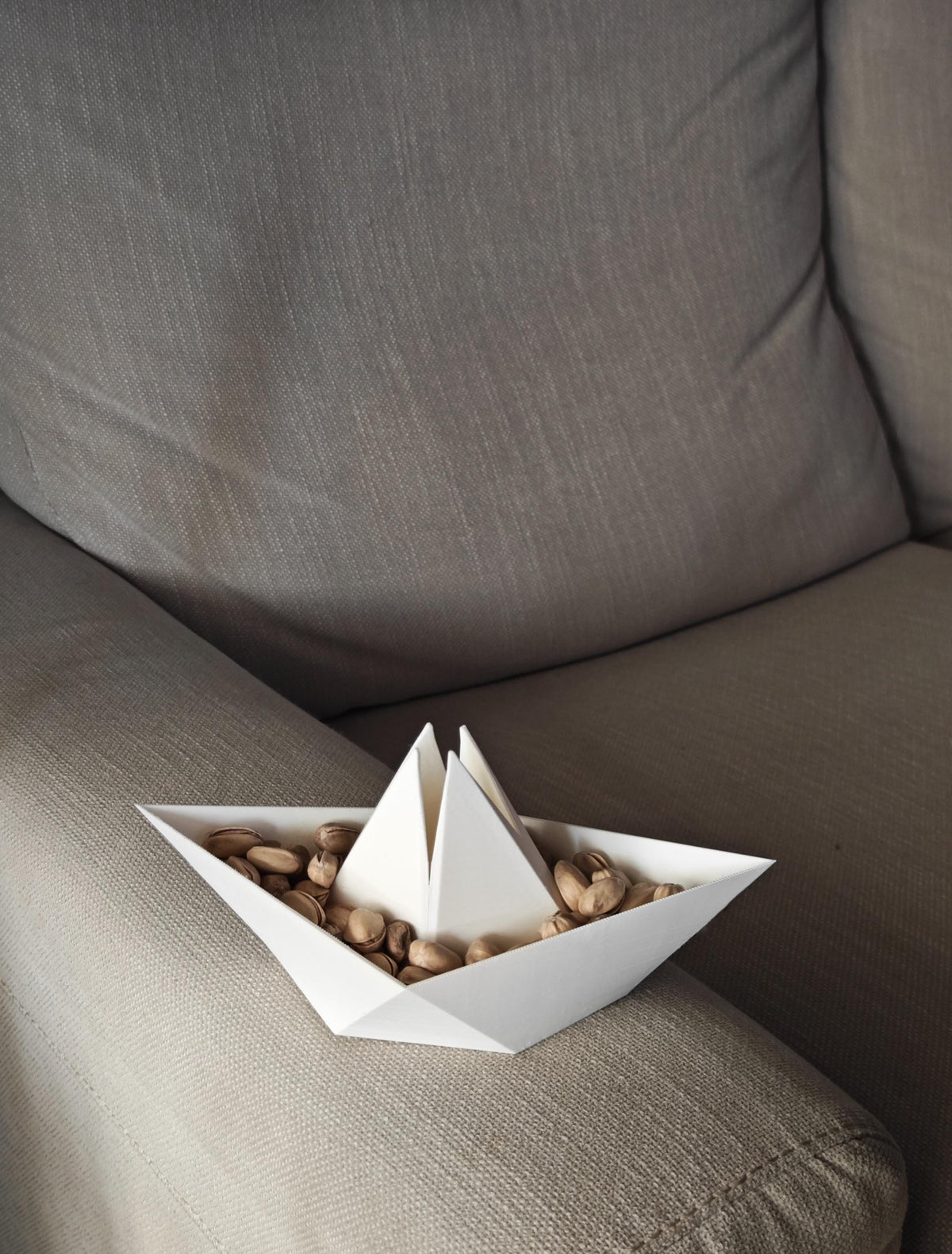 PipaShip Snack Bowl Two-in-One Boat Design for Shell Snacks