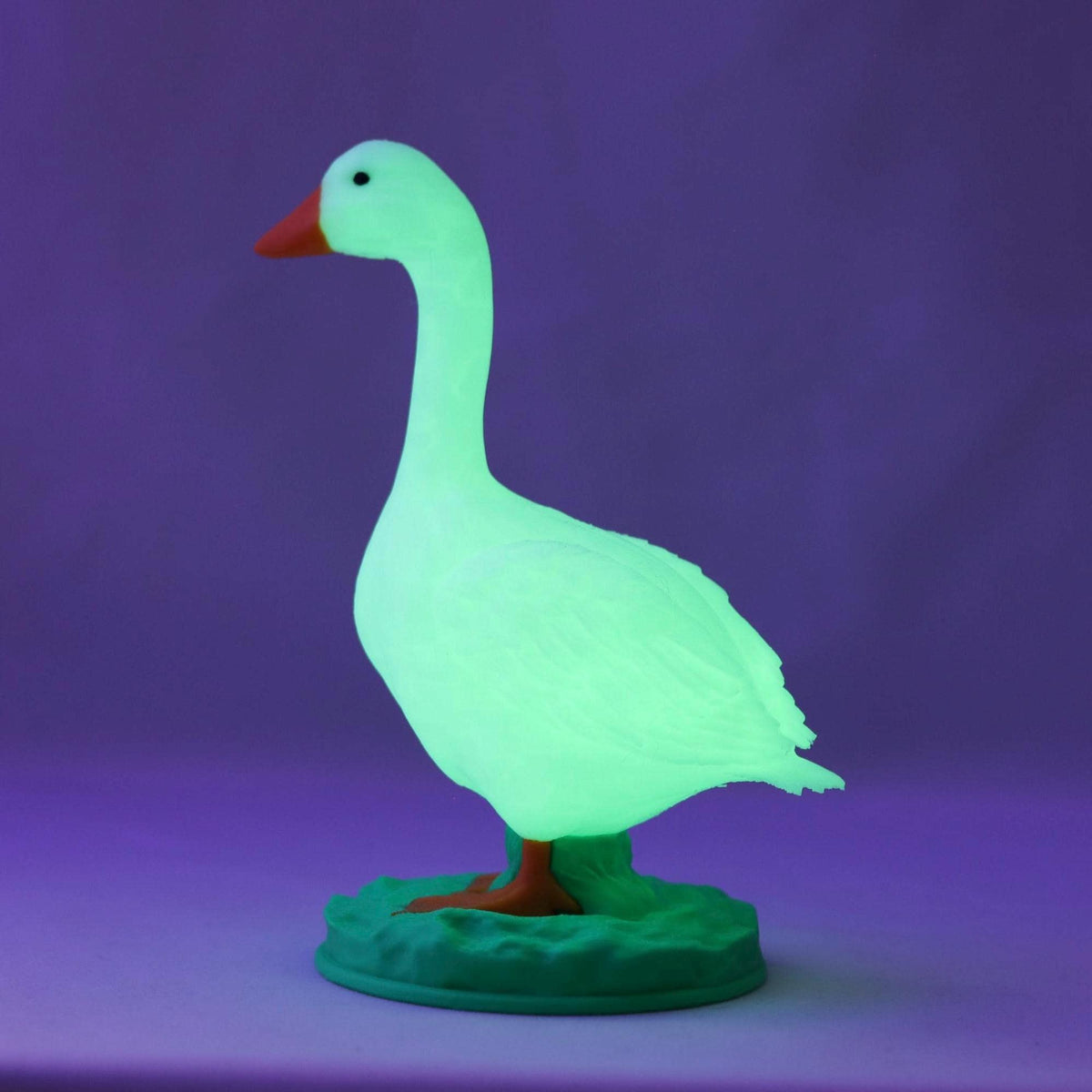 Desk Goose Glow in the dark Sculpture Unique Animal Decor Ideal Gift for Office and Home