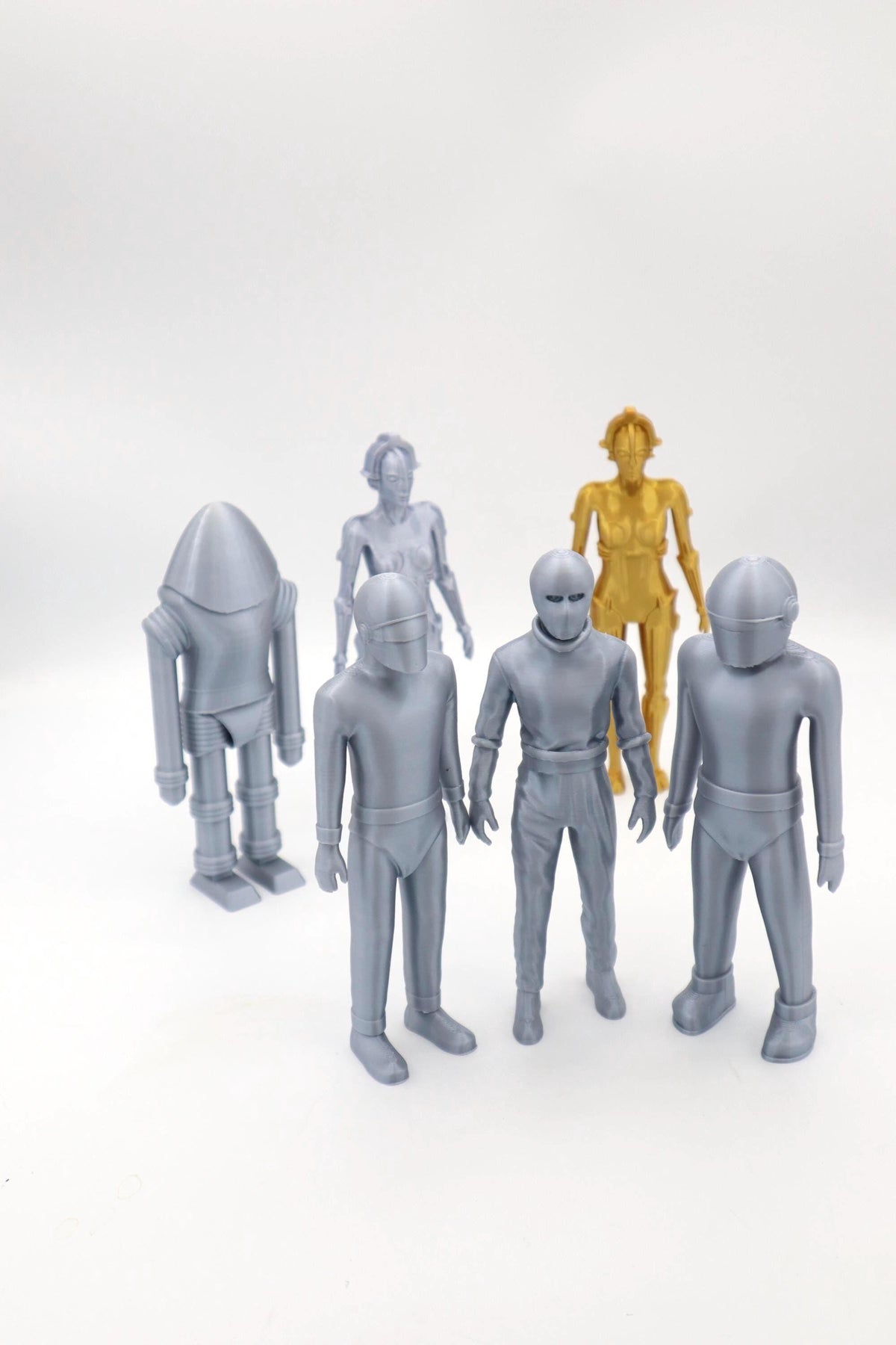 Gort Klaatu Sci-Fi Figure Pack Collectible Set Futuristic Characters Unique Sci-Fi Decor Perfect for Display Gaming and Sci-Fi Enthusiasts