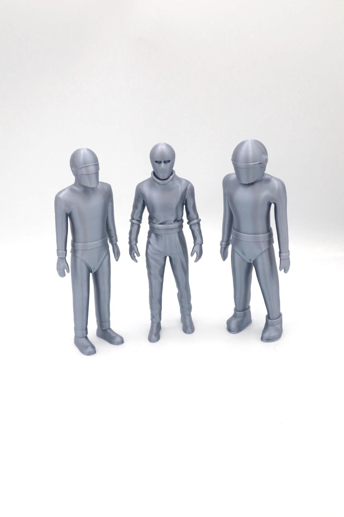 Gort Klaatu Sci-Fi Figure Pack Collectible Set Futuristic Characters Unique Sci-Fi Decor Perfect for Display Gaming and Sci-Fi Enthusiasts