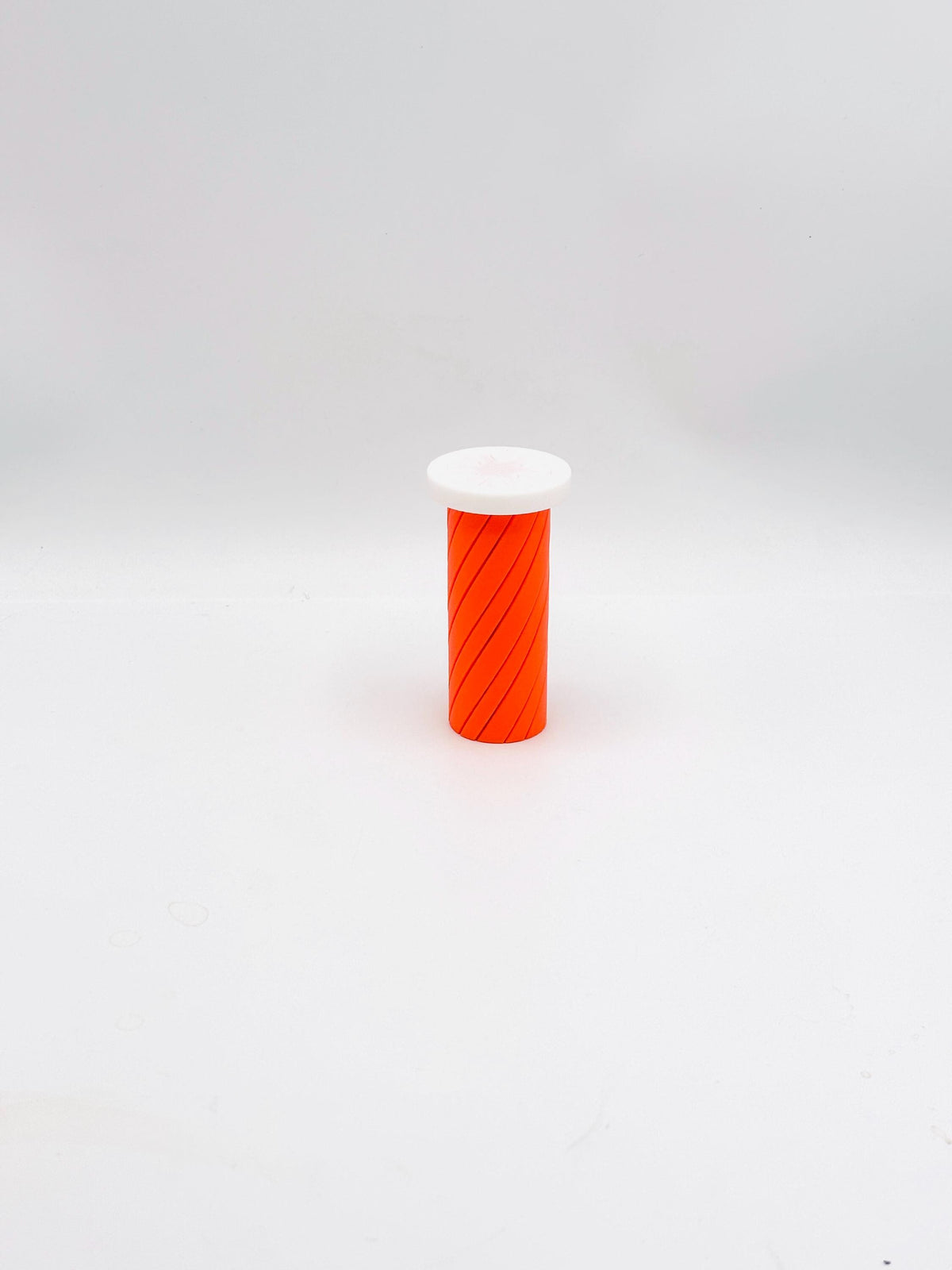Pill Bottle Fidget Fun Stress Relief Toy Unique Desk Accessory Compact and Portable Perfect Gift Fidget Enthusiasts and Stress Management
