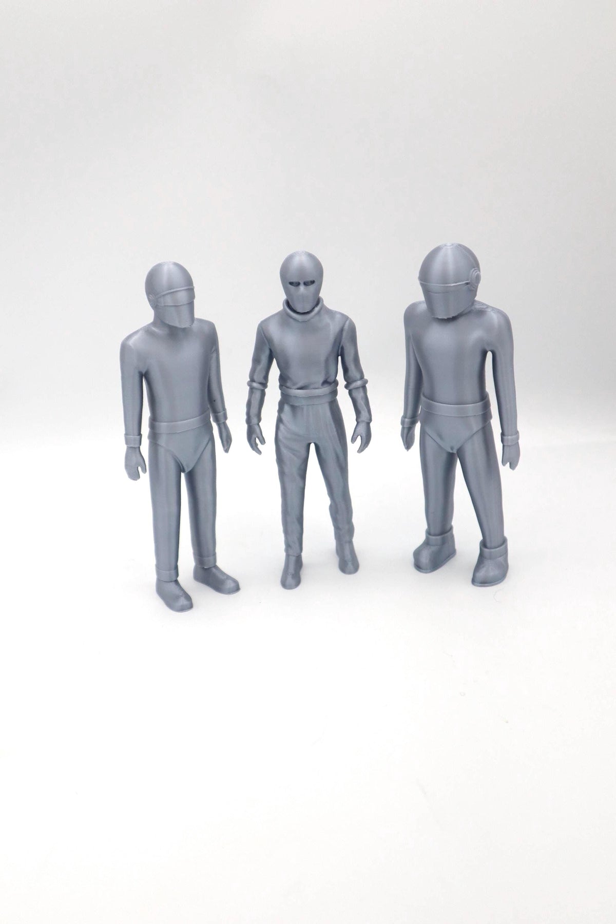 Gort Klaatu Sci-Fi Figure Pack Collectible Set Futuristic Characters Unique Sci-Fi Decor Perfect for Display Gaming and Sci-Fi Enthusiasts