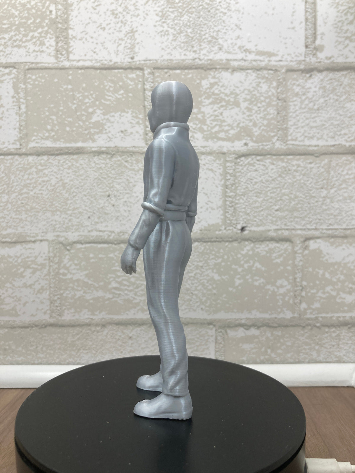 Klaatu from The Day the Earth Stood Still Gort Sci-Fi Robot High Quality Figure Perfect Gift for Fans Klaatu Barada Nikto Collectible