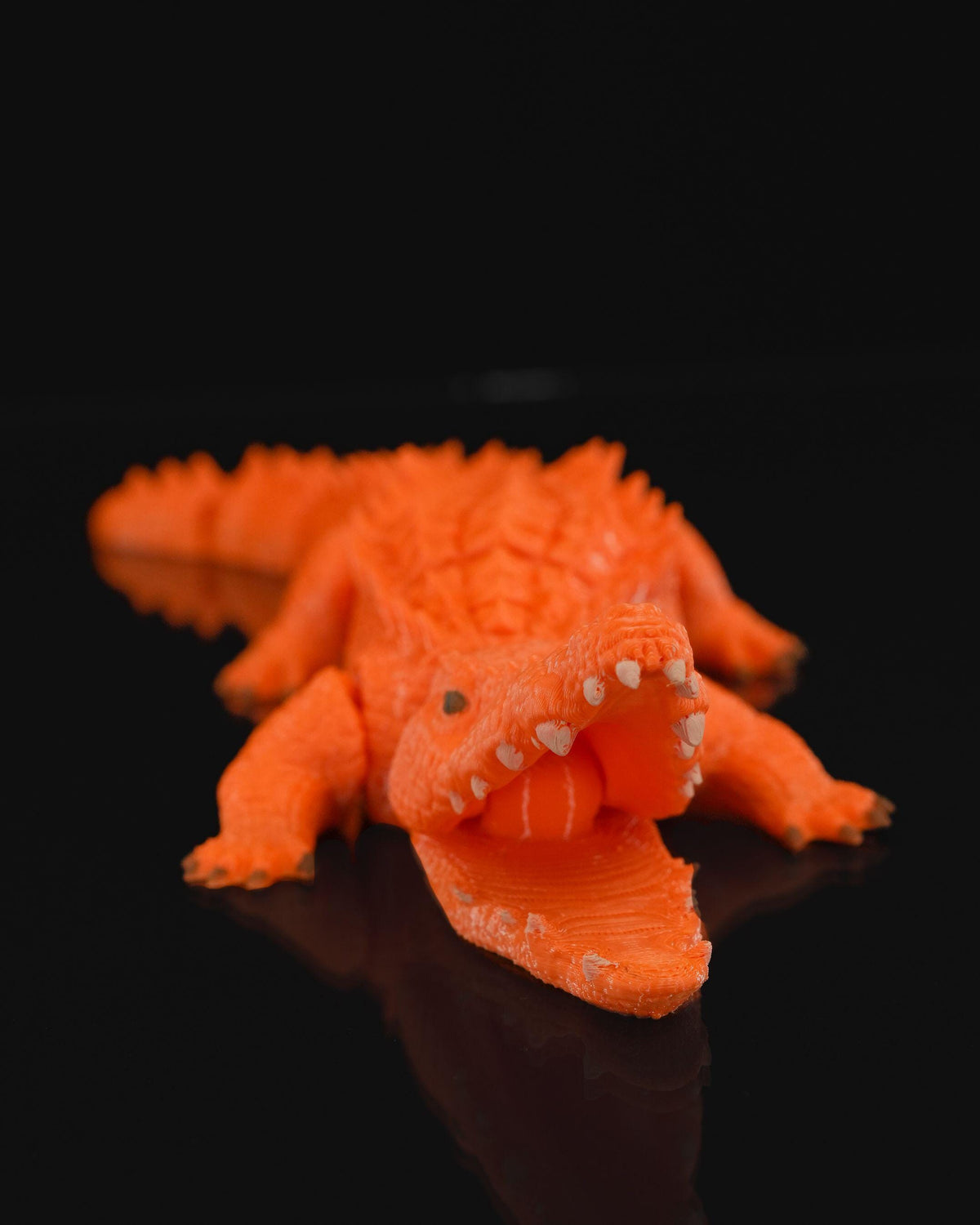 Crocodile Articulated Toy Fun Flexible Animal Figure Unique Reptile Collectible Perfect Gift for Kids and Reptile Lovers Interactive Decor