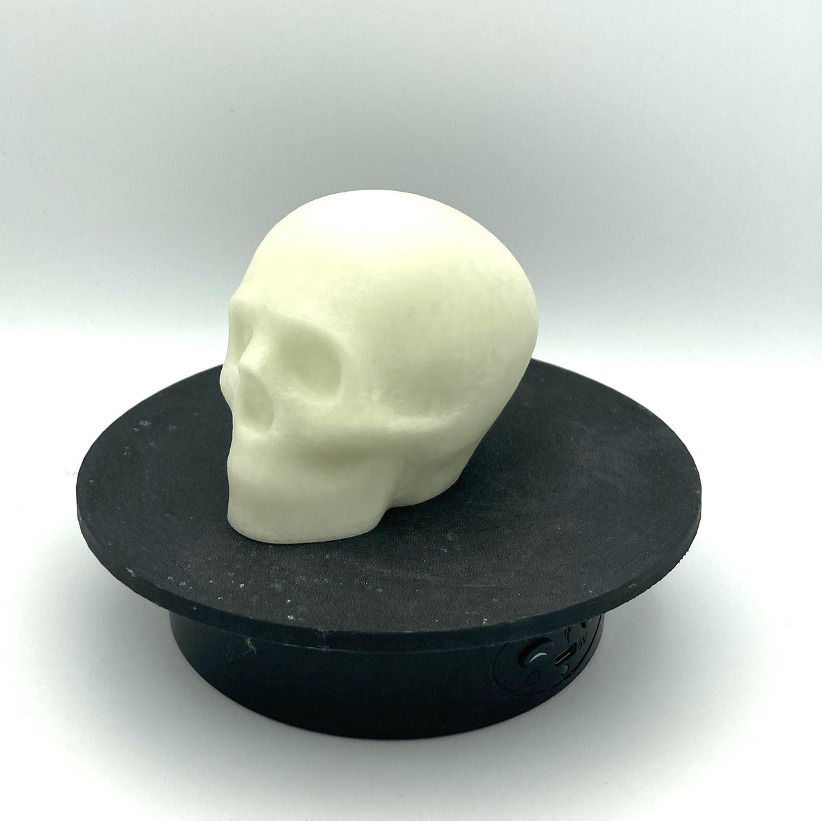 Glow in the Dark Skull Unique Halloween Decor Spooky Home Decoration Perfect Gift for Horror Fans Skull Collectible Skeleton Decor