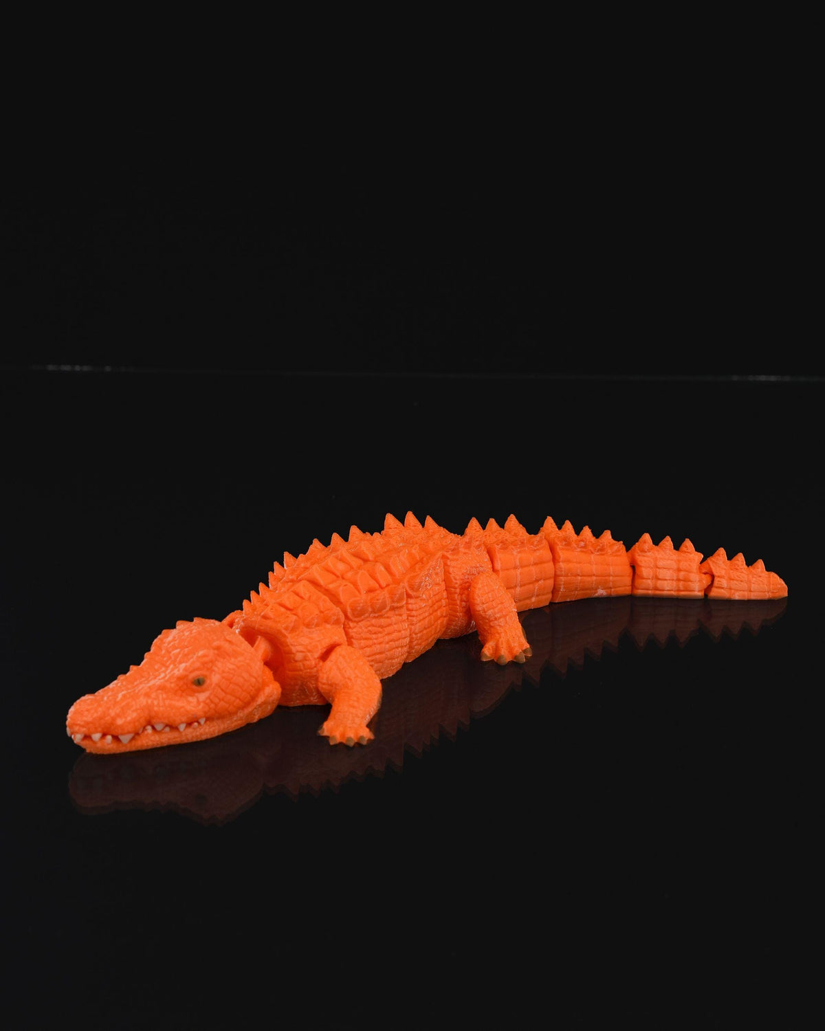 Crocodile Articulated Toy Fun Flexible Animal Figure Unique Reptile Collectible Perfect Gift for Kids and Reptile Lovers Interactive Decor