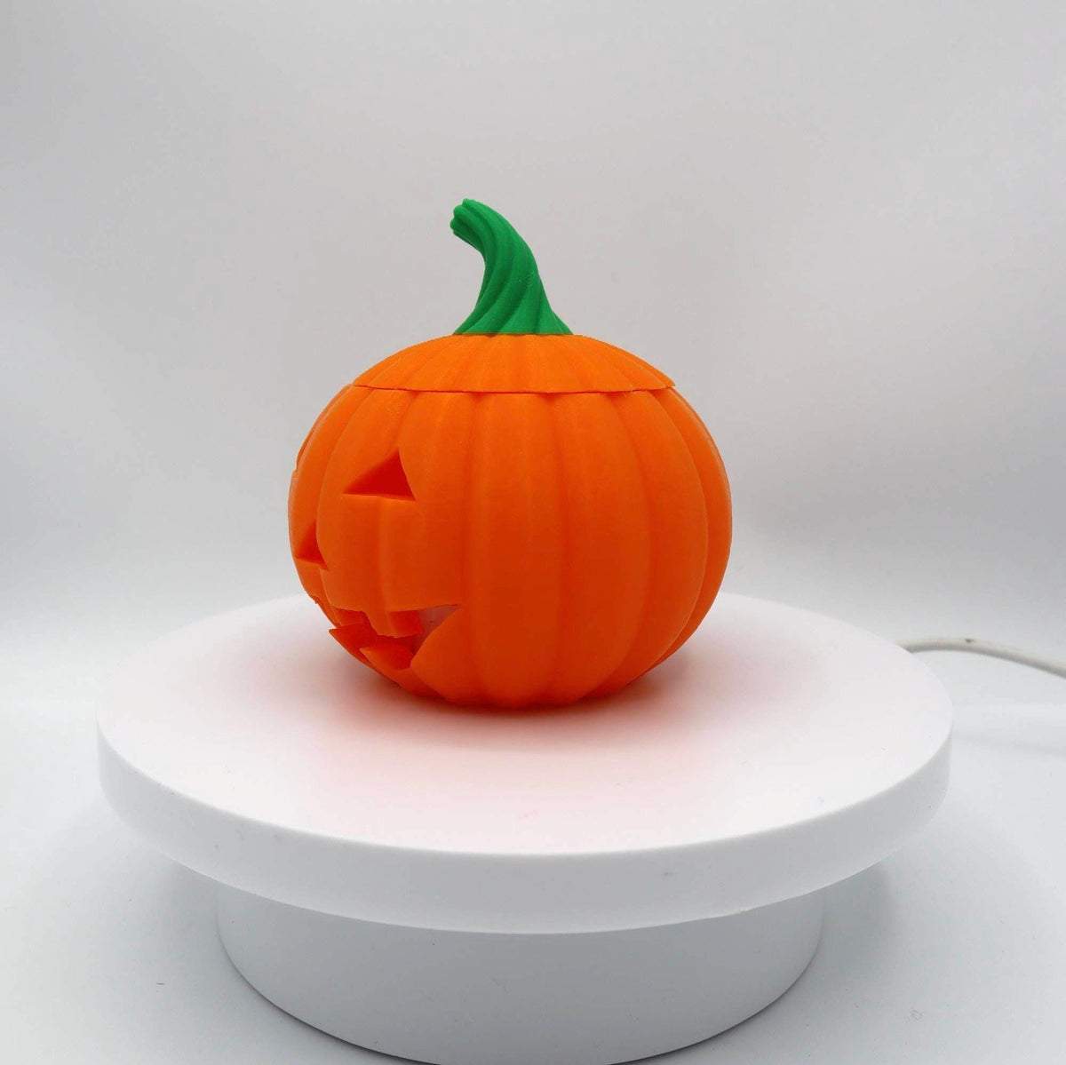 Jack-o’-Lantern Halloween Decor Pumpkin Themed Decoration Unique Fall Home Decor Perfect for Halloween Lovers Spooky Pumpkin Display Piece