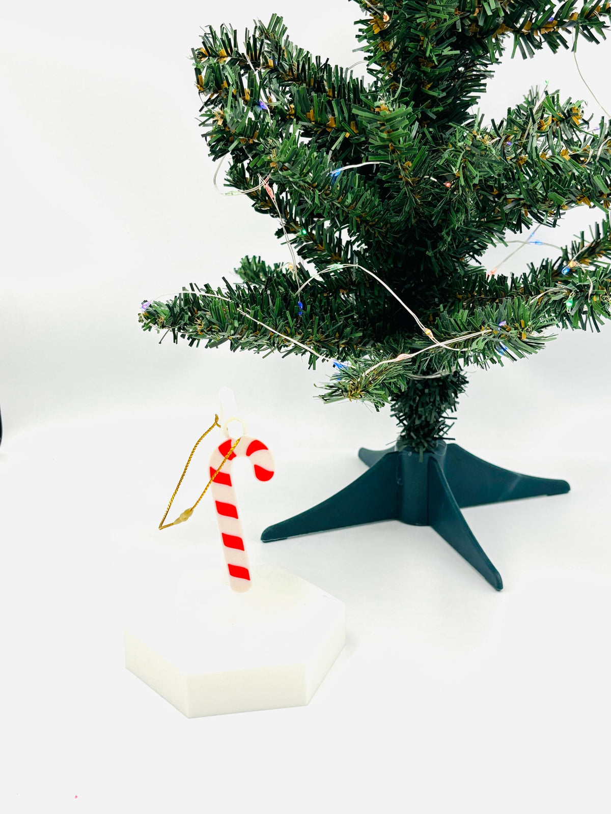 Candy Cane Christmas Ornament Classic Holiday Decor Festive Tree Decoration Perfect for Christmas Lovers Timeless Gift for Holiday Season