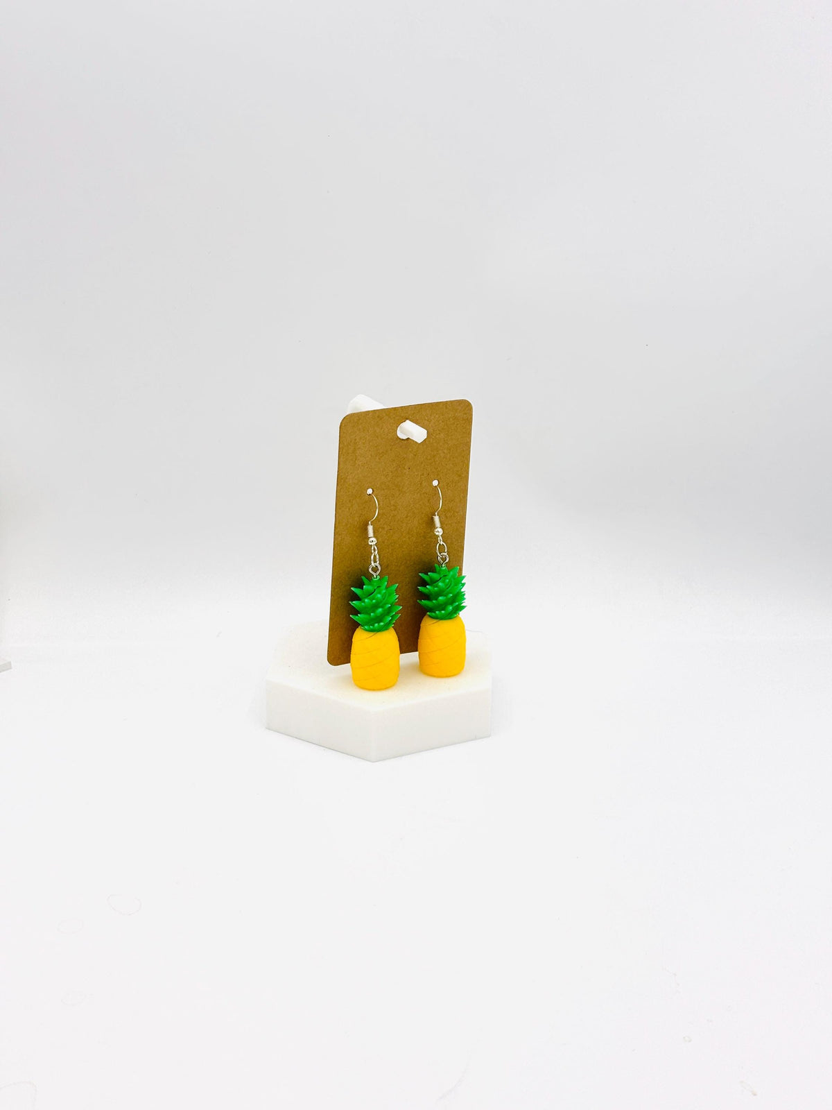 Pineapple Earrings Fun Tropical Jewelry Summer-Themed Accessory Perfect Gift for Fruit Lovers Lightweight and Unique Earrings