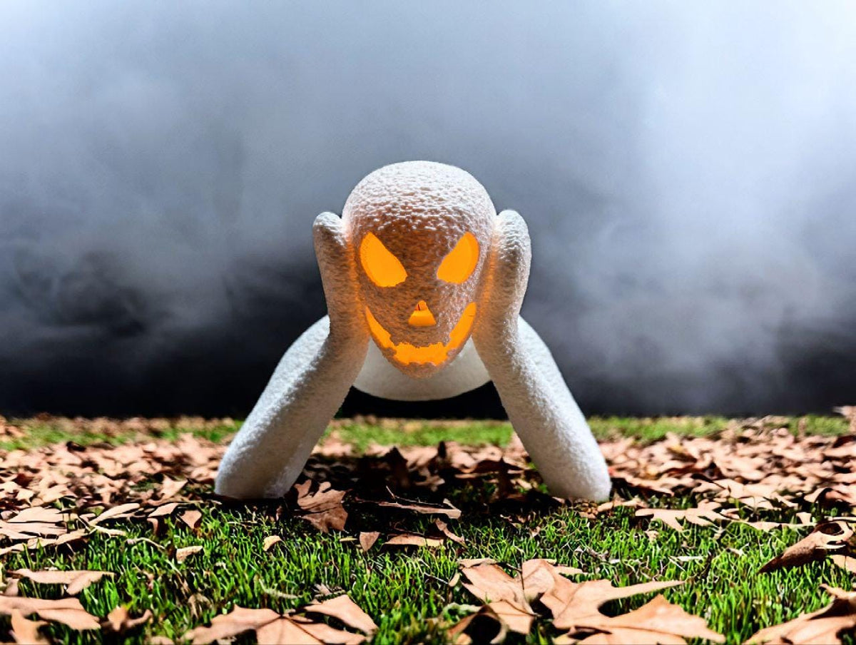 Nobody Lantern Spooky Halloween Decor Unique Ghostly Lantern Perfect for Haunted Atmospheres and Halloween Lovers