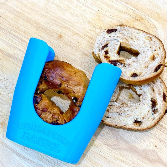 The Bagel Slicer Safe and Easy Bagel Cutter Durable Kitchen Tool Perfect for Even Slices Ideal for Breakfast and Baking Enthusiasts